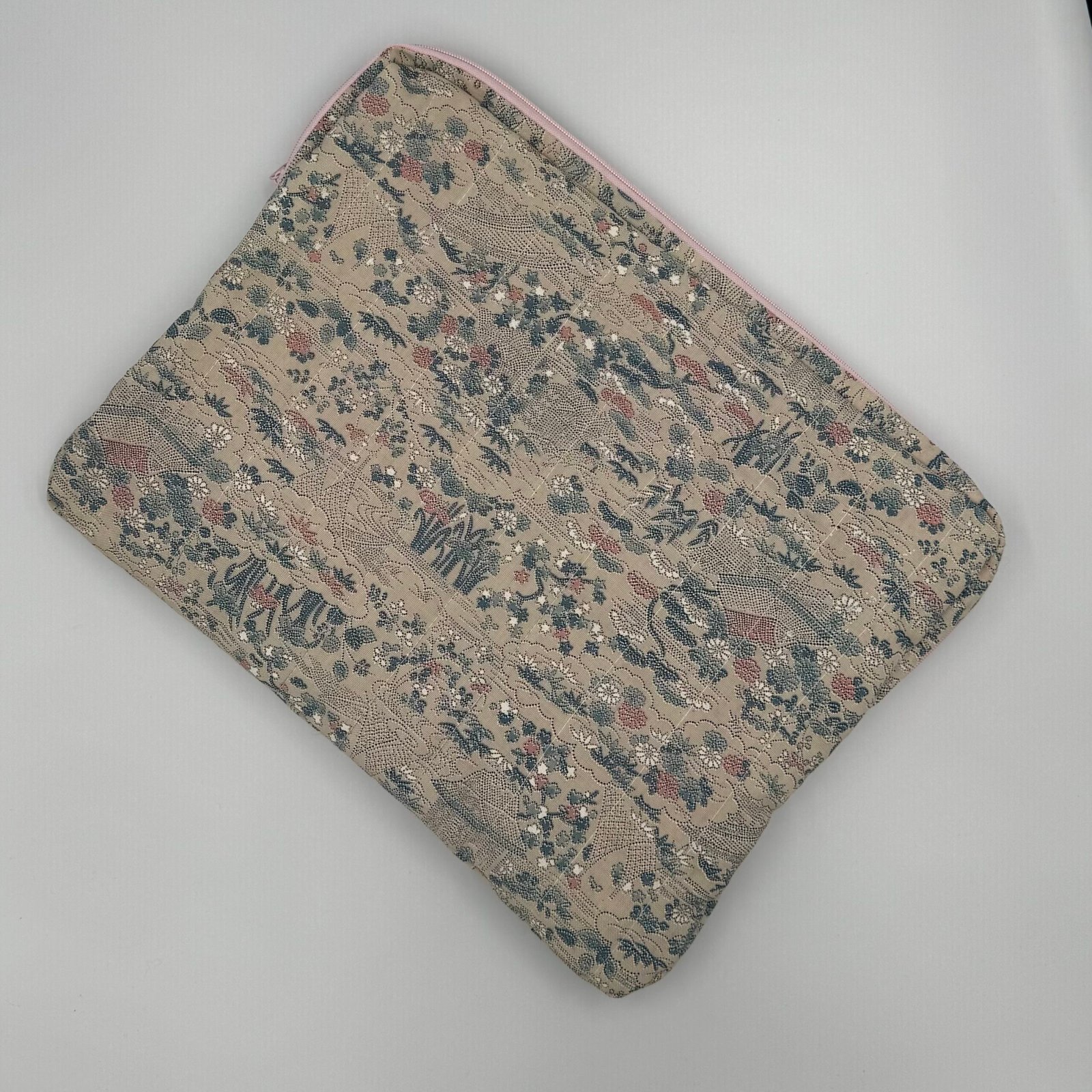 Etui na MacBook nr 3 - obrazek 2